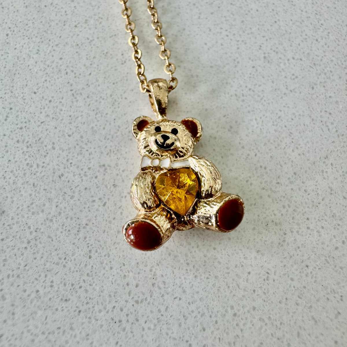 Vintage Gold Tone Teddy Bear Pendant Necklace with Topaz Heart Rhinestone
